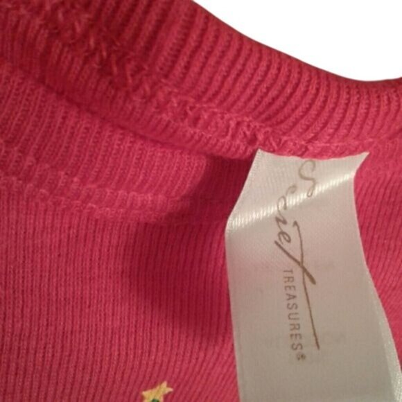 Secret Treasures Size M Camisole Tank Top Red Holiday Santa Tree Snowman Design - Picture 4 of 5